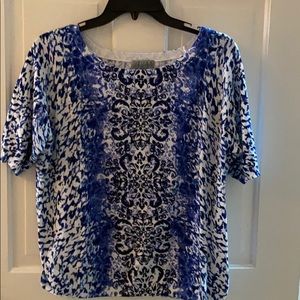 Short sleeve sweater